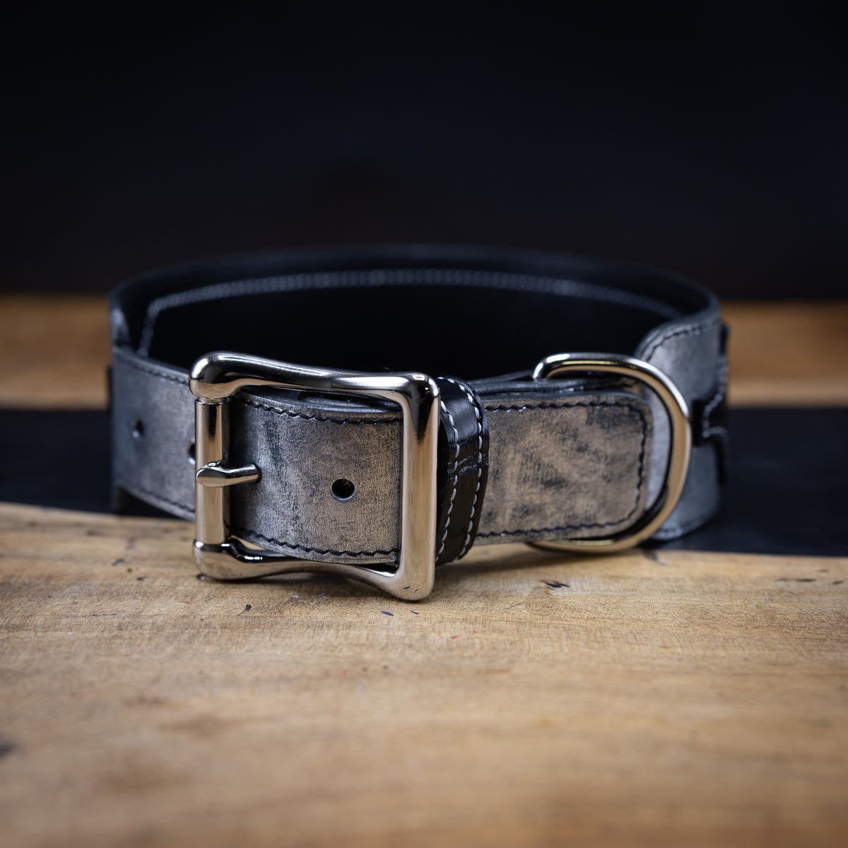 Silver leather 2024 dog collar