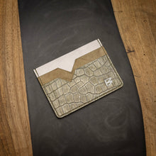 Desert Moto | Salvaged American Alligator Bum Card Wallet